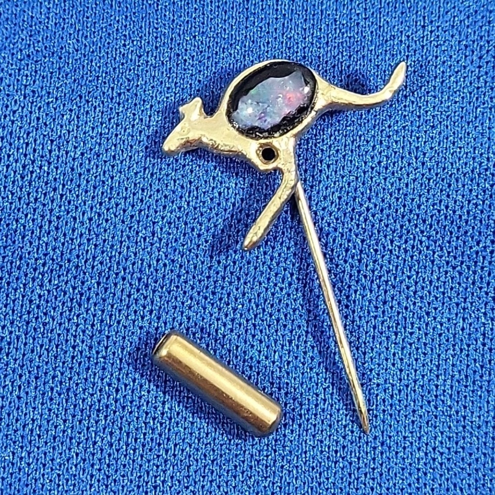 Vtg Kangaroo Stick Pin Australian Opal Chip Souvenir Brooch Gold Tone Jumping - Picture 3 of 5